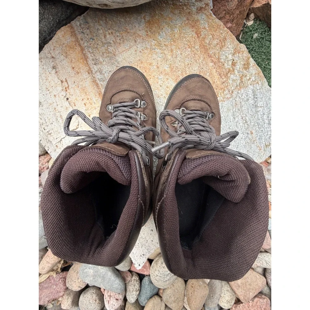 Vasque Waterproof Brown Nubuck Leather Hiking Boots Kids Size 6 7206 Mid Top